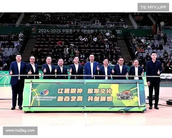 CBA震撼新局面：辽篮再无“一家独大”，最大引援正式加盟(辽篮引进)